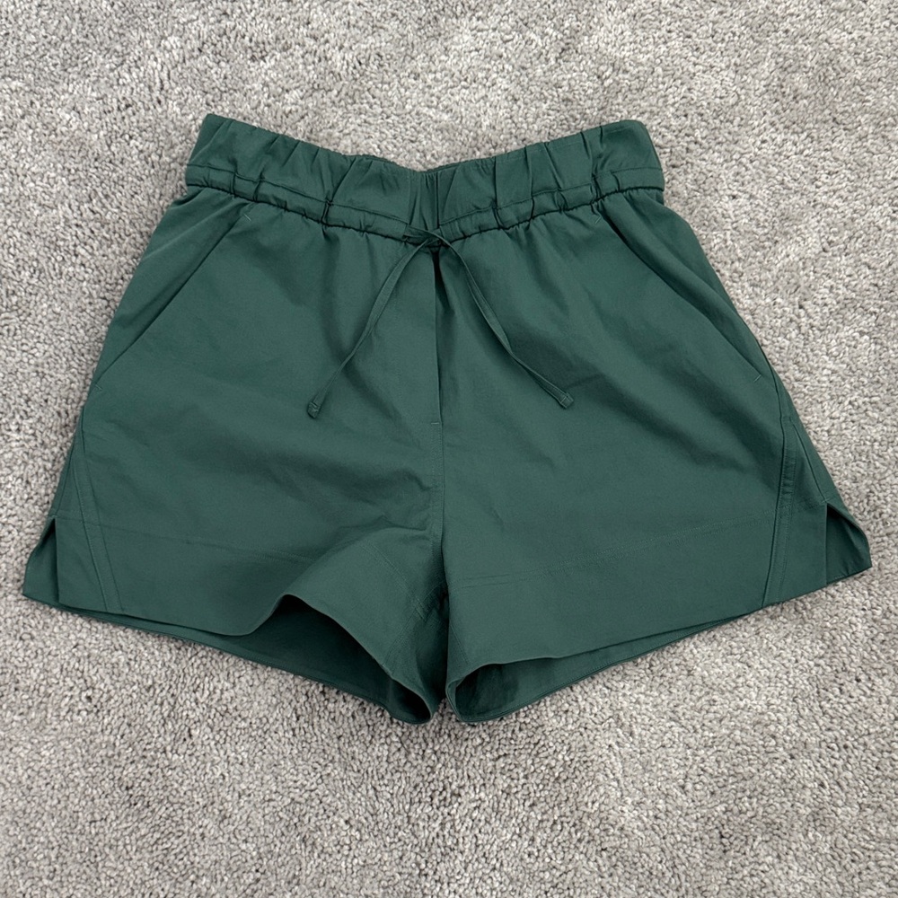 Lululemon Cinchable Waist High-Rise Woven Short